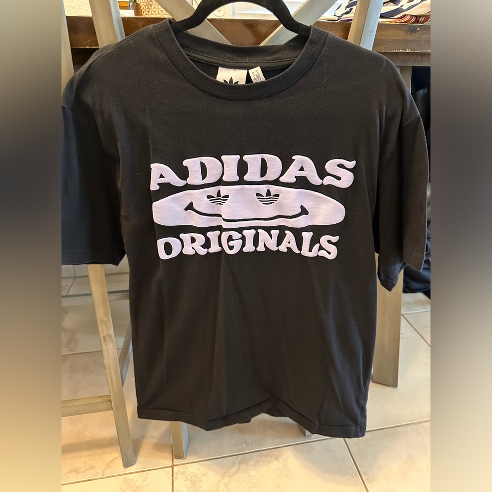 Adidas Men’s Bubble Graphic Tee-Size Large